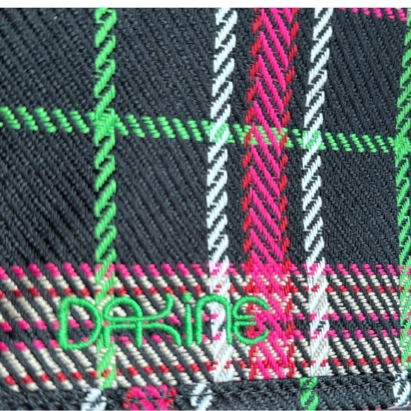Dakine | Plaid Zip Around Wallet - Picture 6 of 7